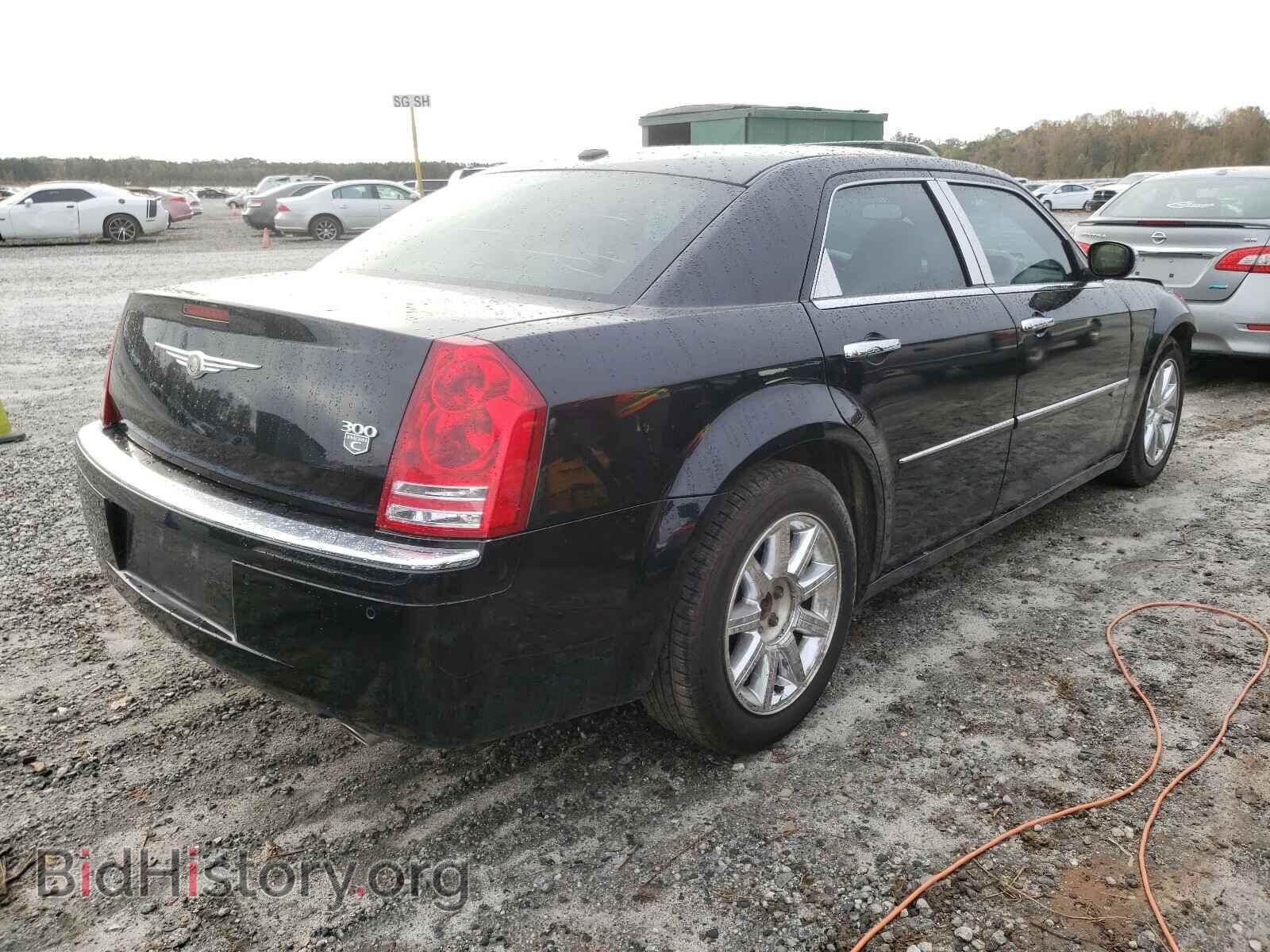 2010 CHRYSLER 300 - VIN: 2C3CA6CT2AH114618 - Фото 4