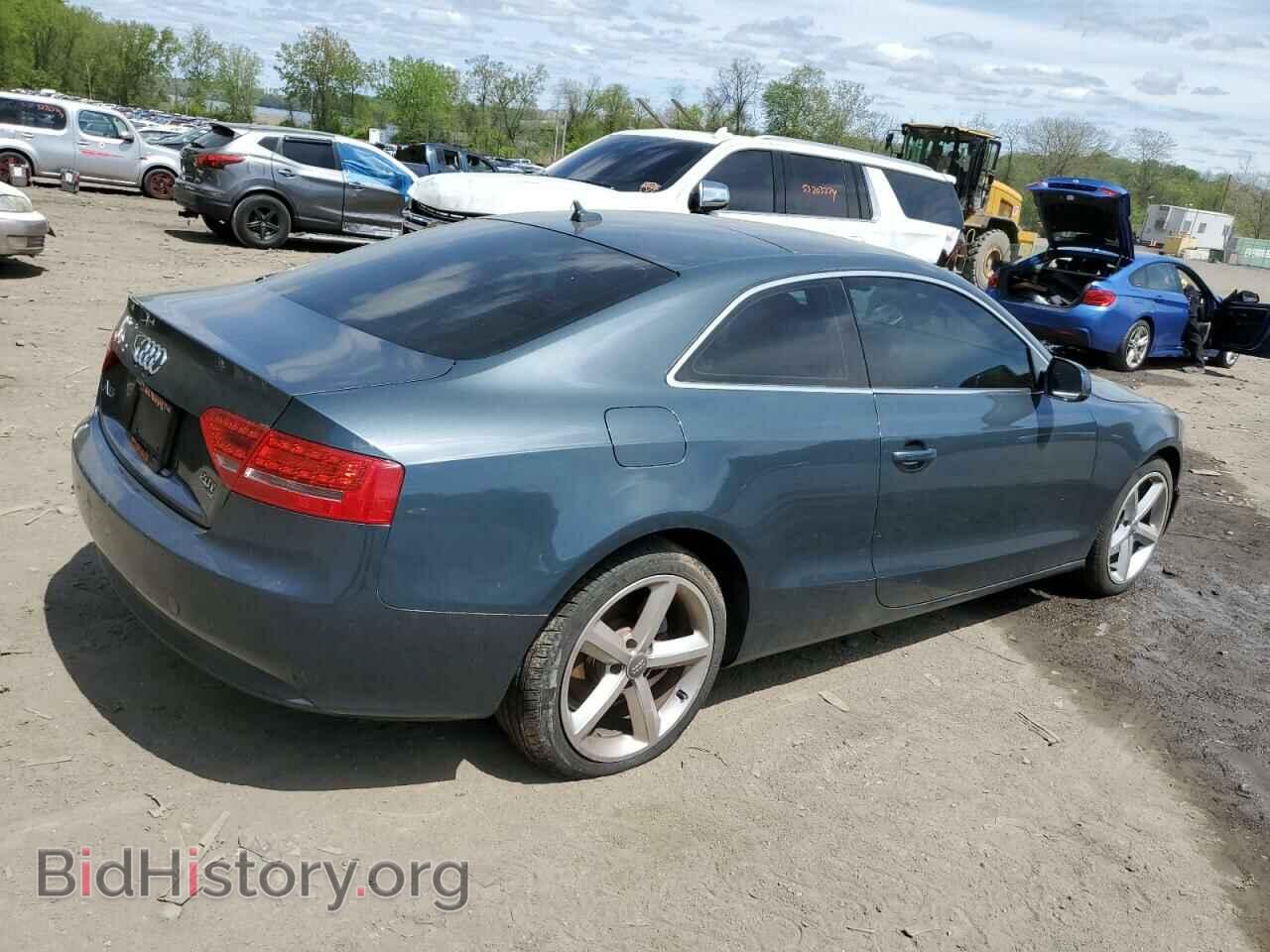 2010 AUDI A5 - VIN: WAURFAFR6AA028010 - Фото 3