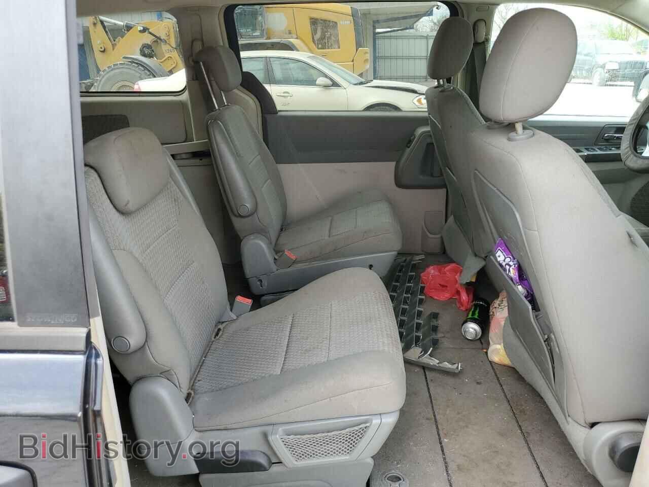 2008 CHRYSLER MINIVAN - VIN: 2A8HR44H18R795280 - Фото 11