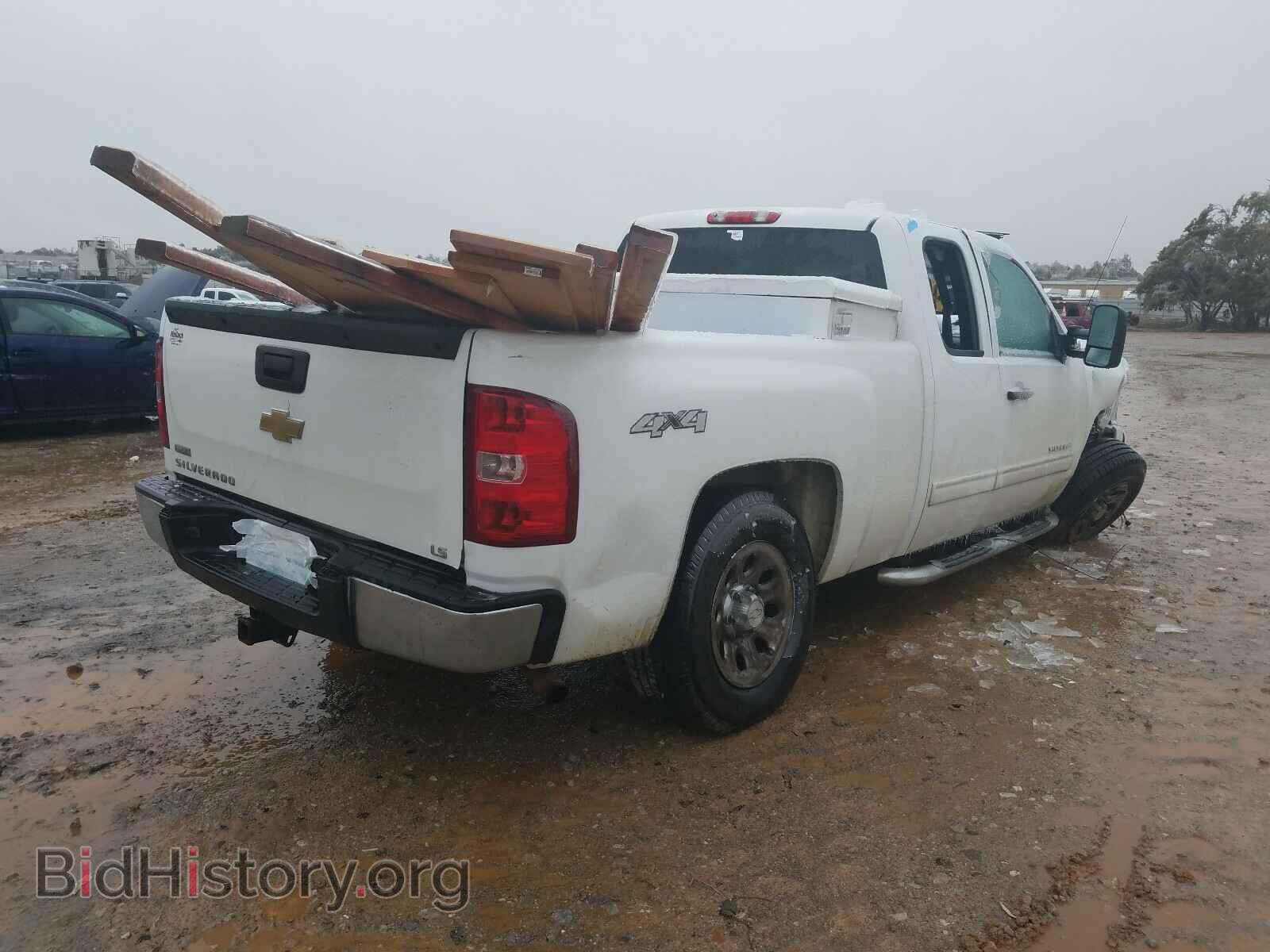2011 CHEVROLET SILVERADO - VIN: 1GCRKREA2BZ318451 - Фото 4