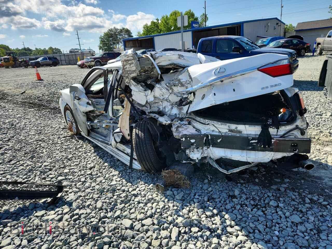 2015 LEXUS ES350 - VIN: JTHBK1GG3F2187046 - Фото 2