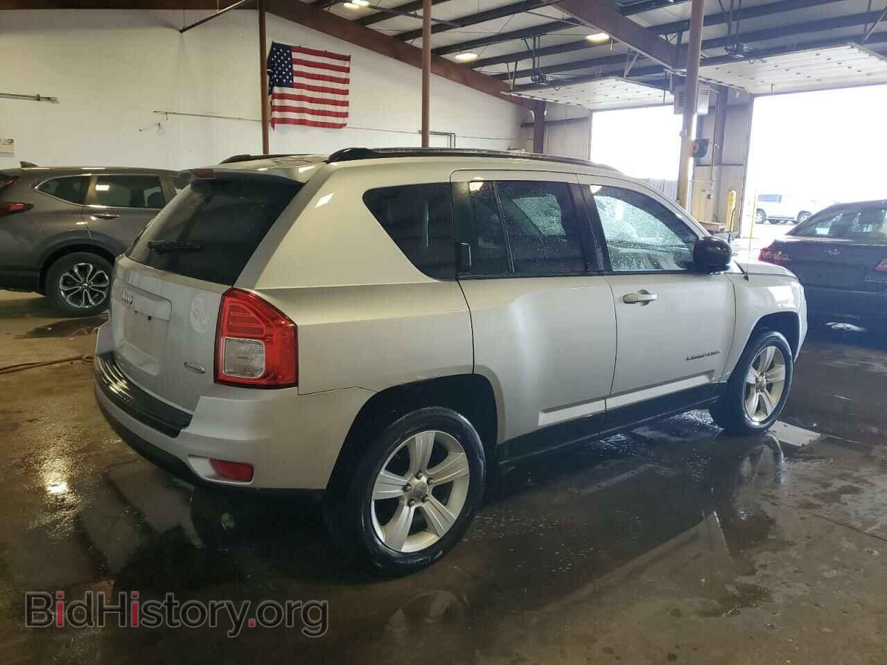 2011 JEEP COMPASS - VIN: 1J4NF1FBXBD279126 - Фото 3
