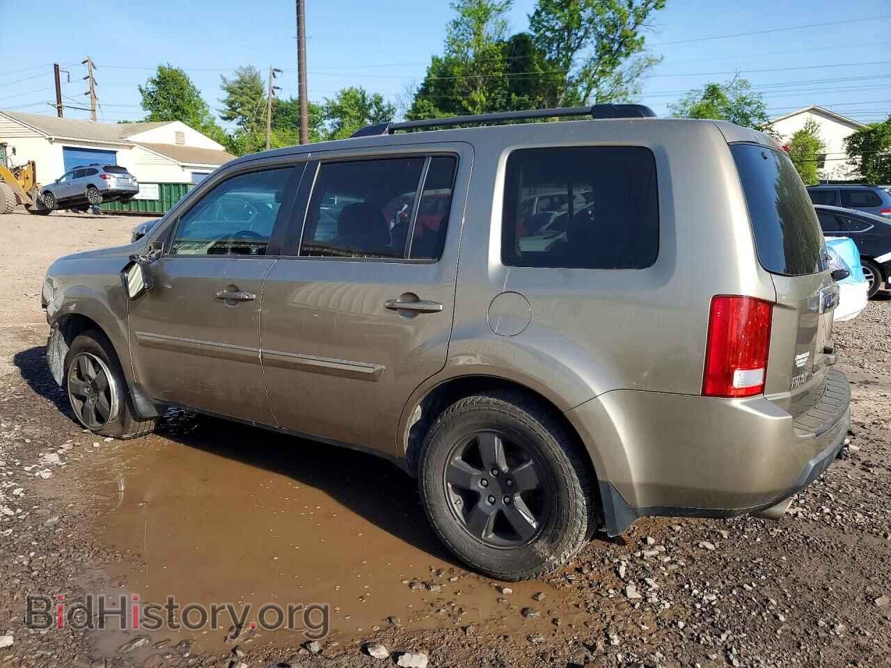 2011 HONDA PILOT - VIN: 5FNYF4H54BB053085 - Photo 2