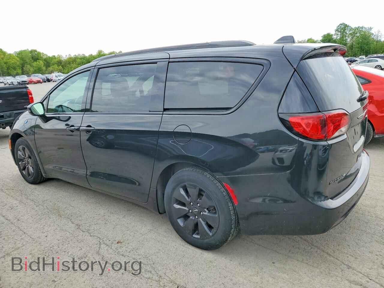 2019 CHRYSLER PACIFICA - VIN: 2C4RC1N70KR577713 - Фото 2