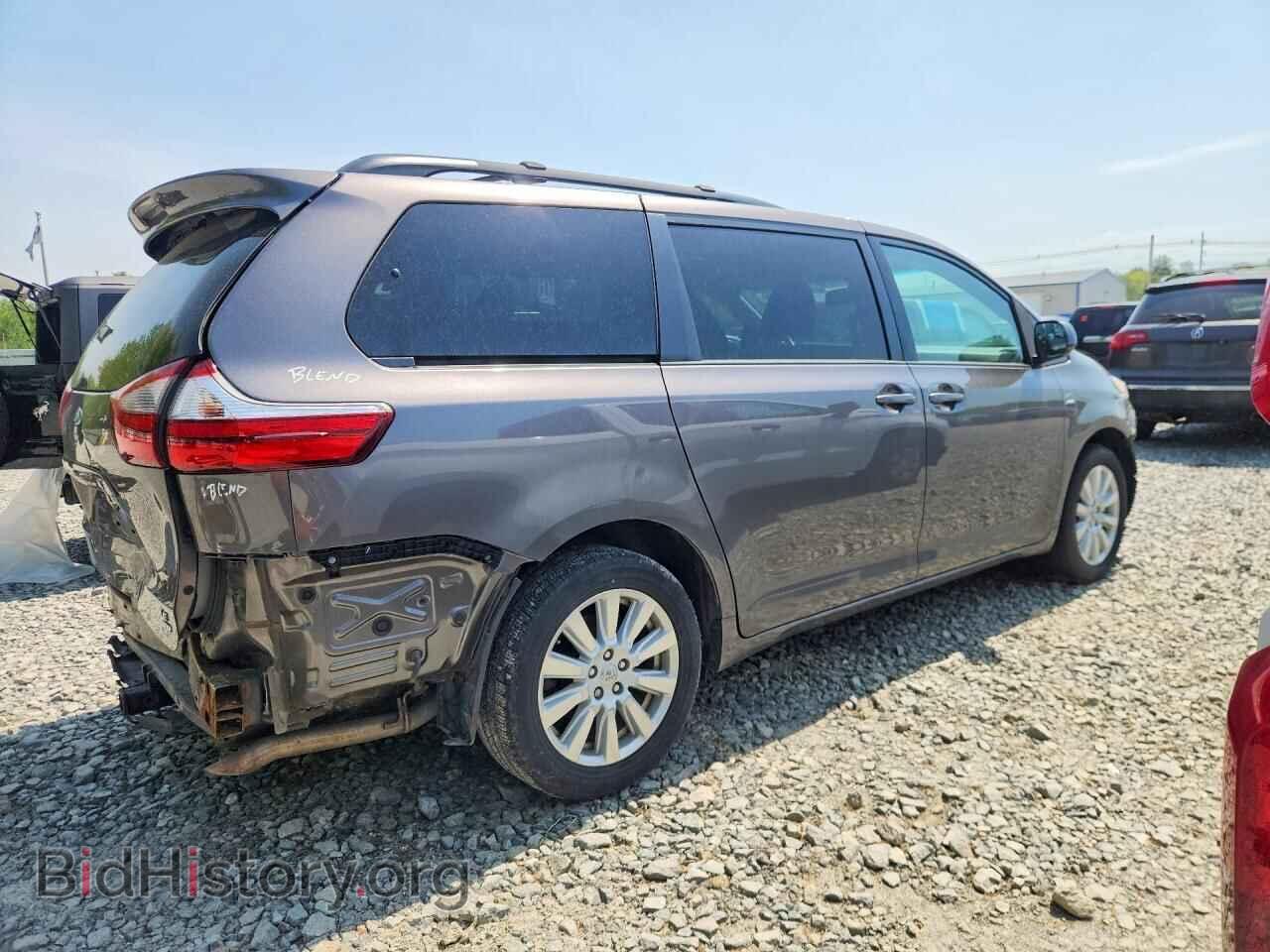 2017 TOYOTA SIENNA - VIN: 5TDJZ3DC8HS173015 - Фото 3
