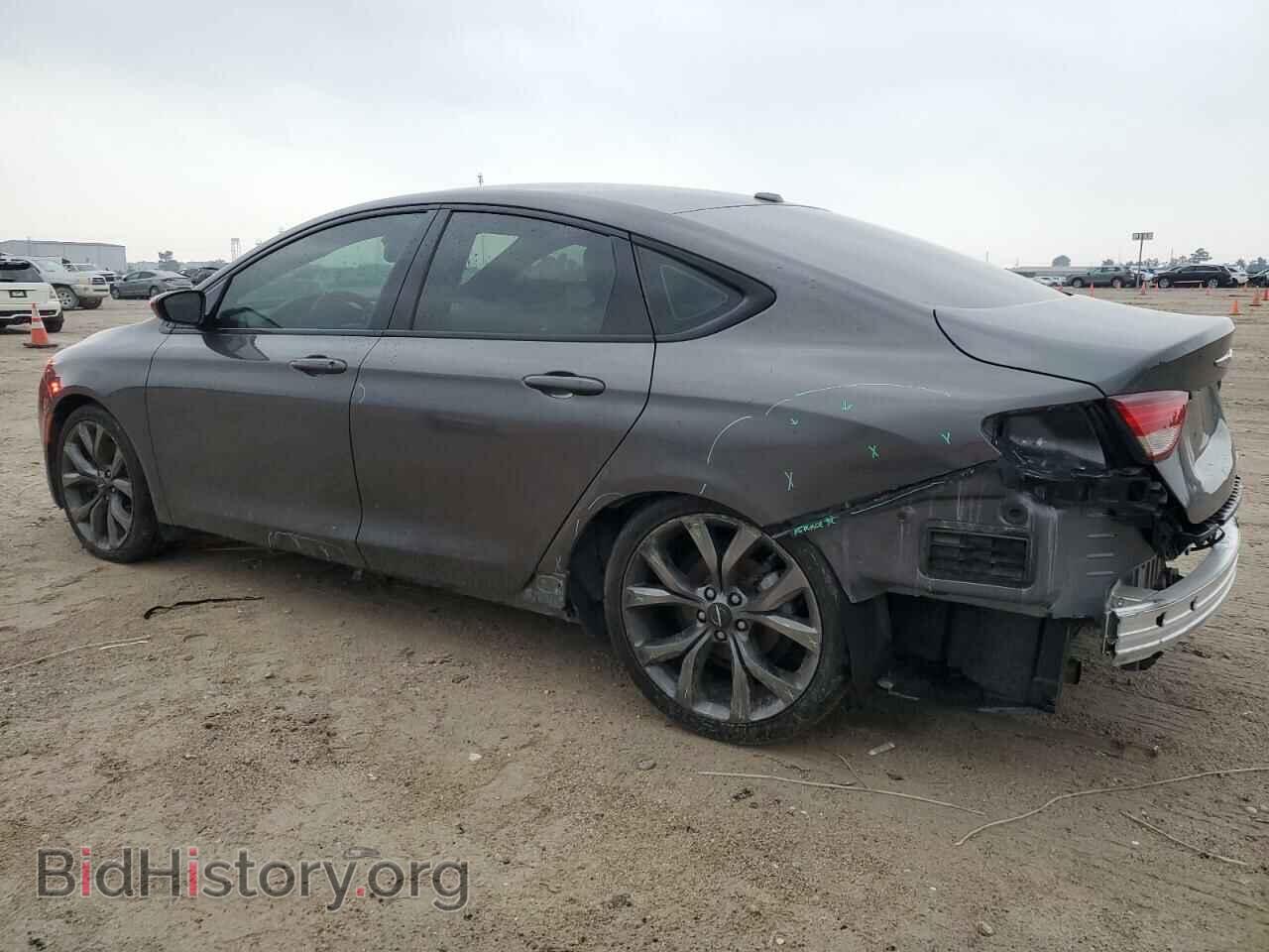 2016 CHRYSLER 200 - VIN: 1C3CCCBGXGN108823 - Фото 2