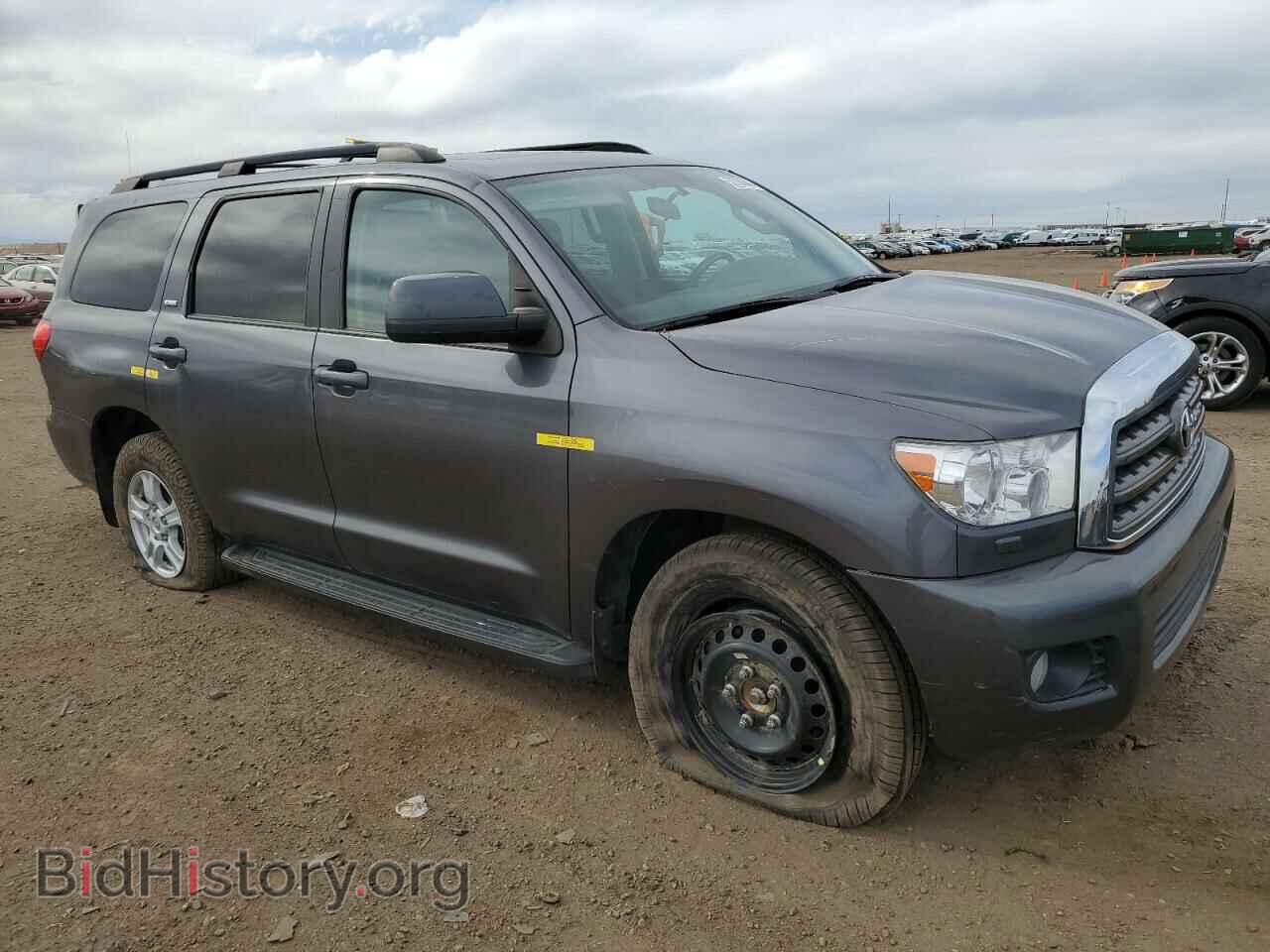 2017 TOYOTA SEQUOIA - VIN: 5TDBW5G13HS150616 - Фото 4