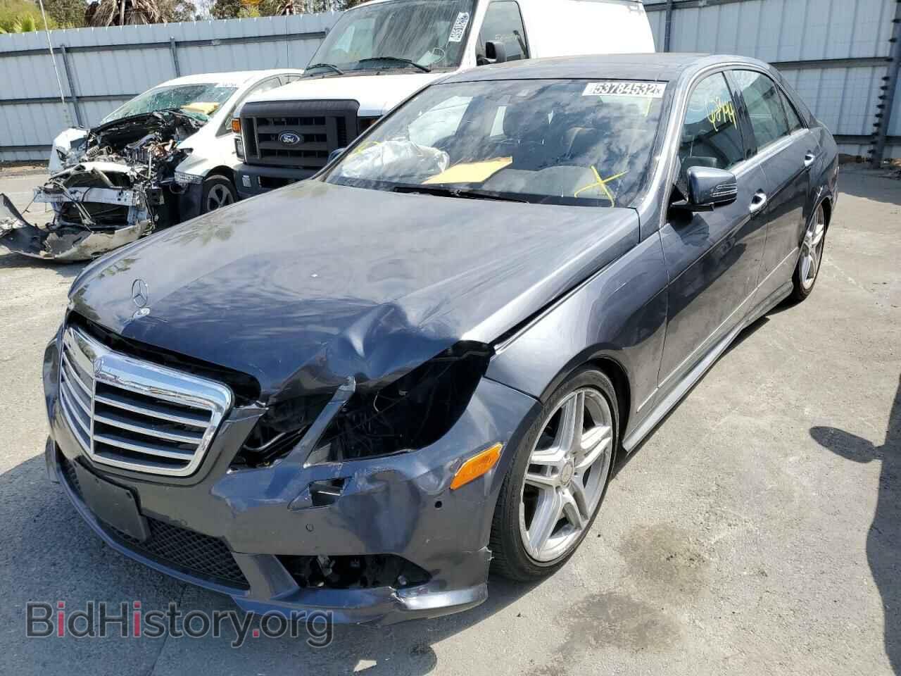 2011 MERCEDES-BENZ E-CLASS - VIN: WDDHF7CB1BA282689 - Фото 2