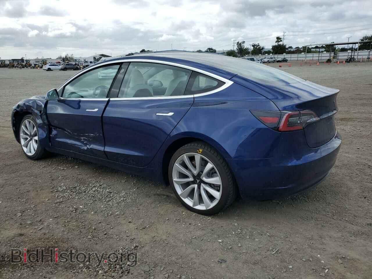 2018 TESLA MODEL 3 - VIN: 5YJ3E1EA4JF178194 - Photo 2