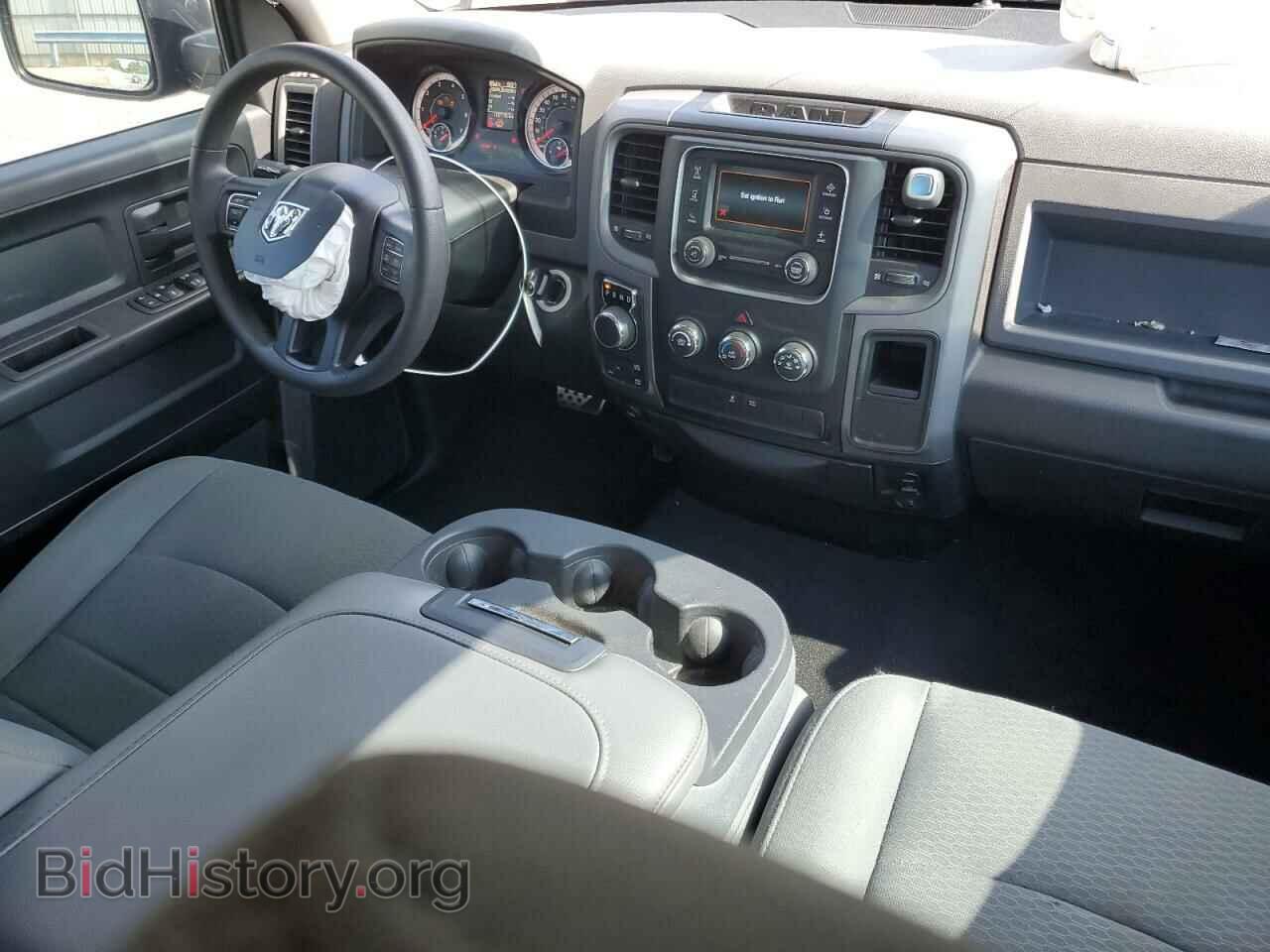 2018 RAM 1500 - VIN: 1C6RR7FG4JS214609 - Фото 8
