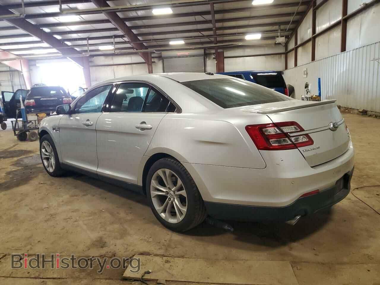 2013 FORD TAURUS - VIN: 1FAHP2E82DG174647 - Фото 2