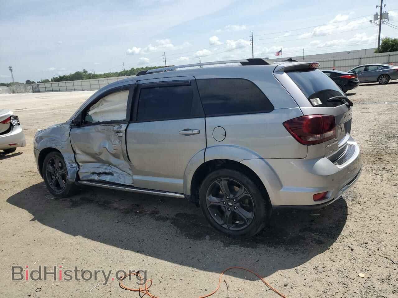 2020 DODGE JOURNEY - VIN: 3C4PDCGB7LT220268 - Фото 2