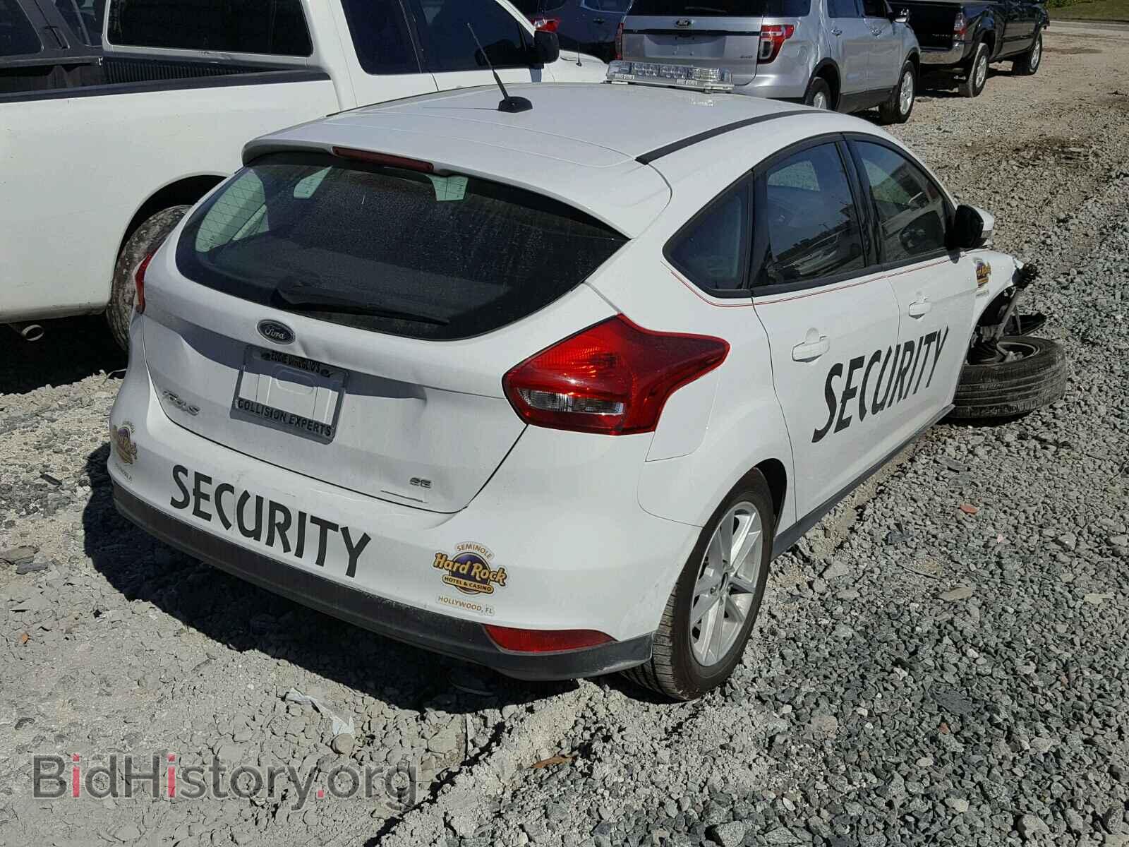 2017 FORD FOCUS SE - VIN: 1FADP3K23HL252127 - Фото 4