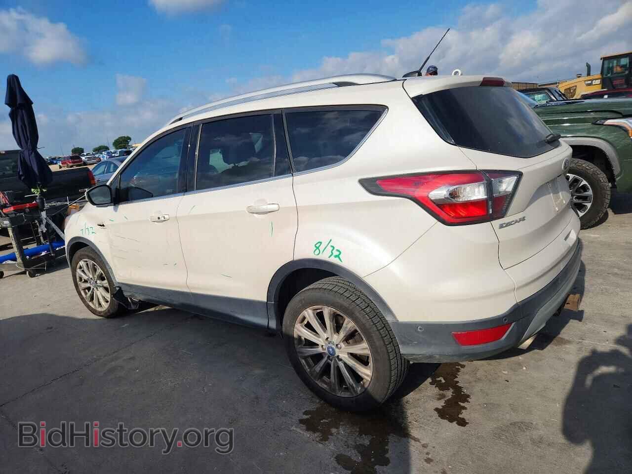 2017 FORD ESCAPE - VIN: 1FMCU9J96HUB43814 - Фото 2