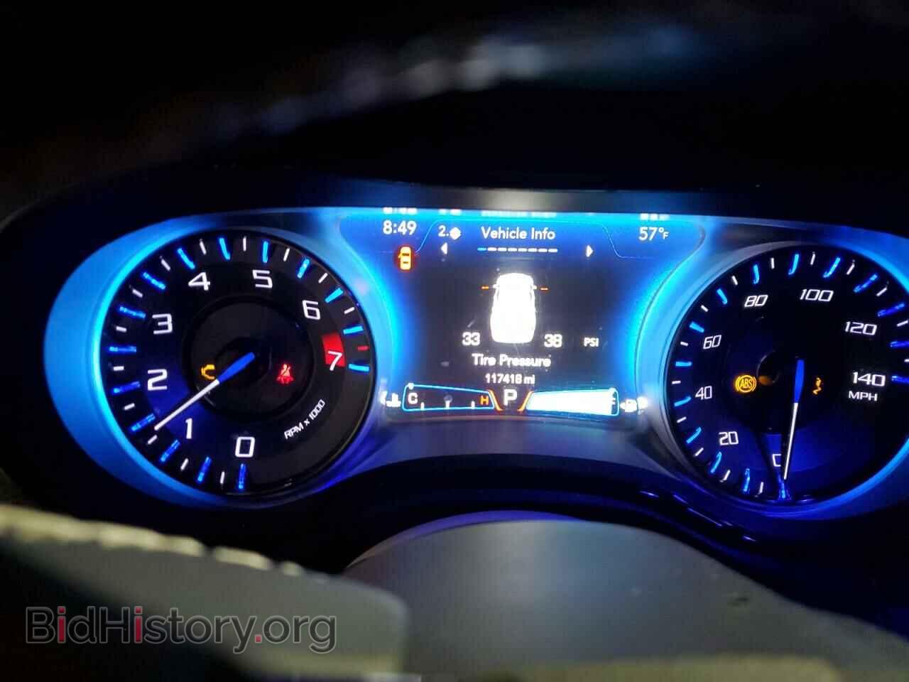 2015 CHRYSLER 300 - VIN: 2C3CCAGG3FH887647 - Фото 9