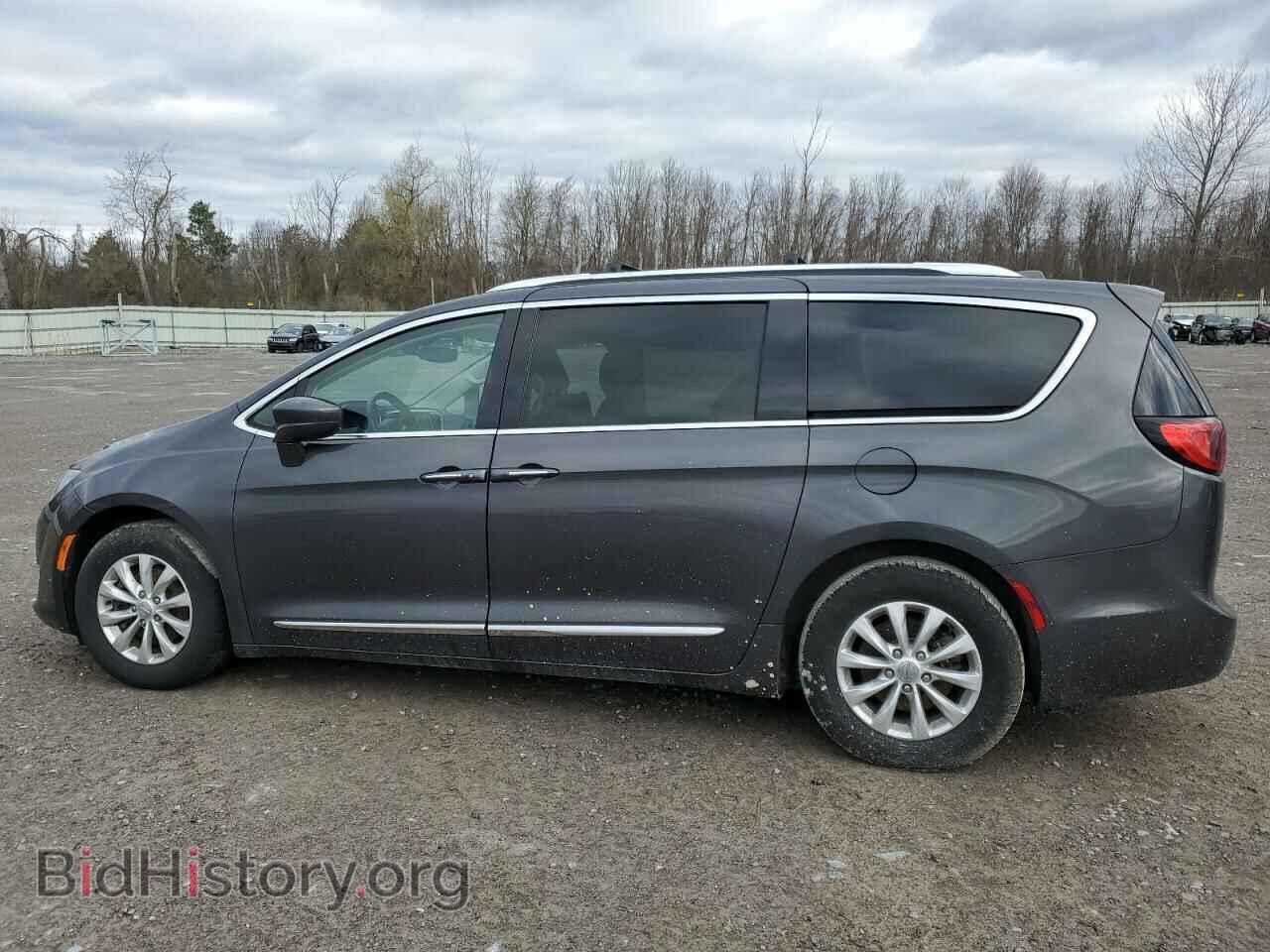 2019 CHRYSLER PACIFICA - VIN: 2C4RC1BG9KR550272 - Фото 2