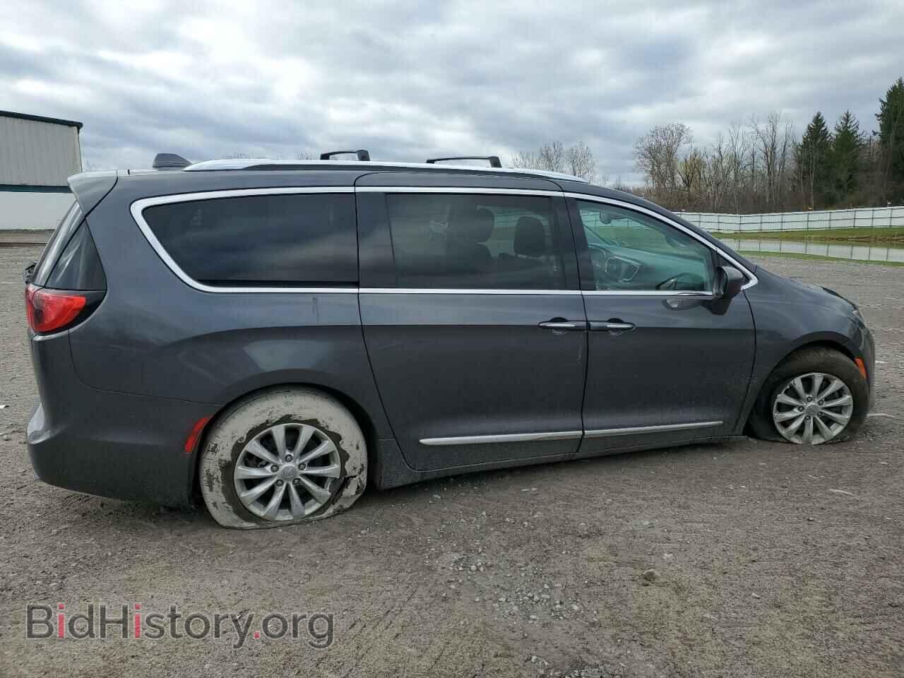 2019 CHRYSLER PACIFICA - VIN: 2C4RC1BG9KR550272 - Фото 3