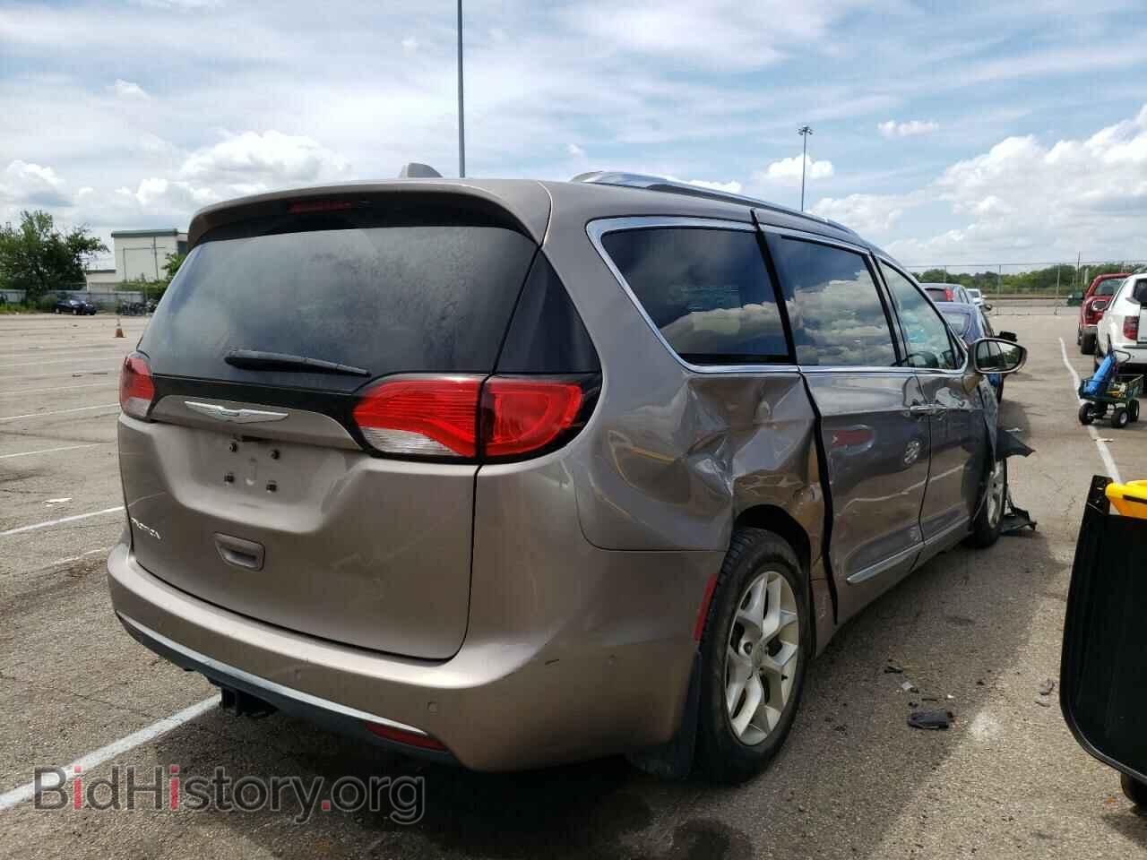2017 CHRYSLER PACIFICA - VIN: 2C4RC1EG7HR720939 - Photo 4