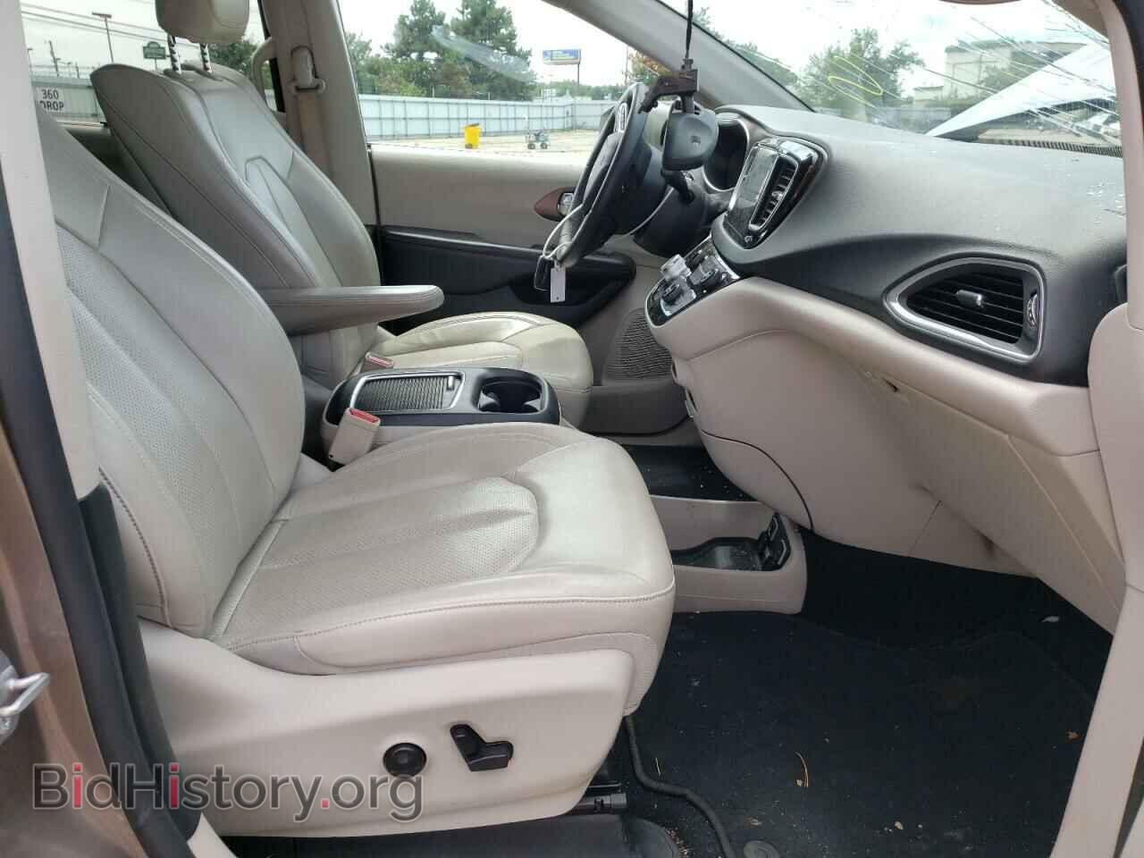 2017 CHRYSLER PACIFICA - VIN: 2C4RC1EG7HR720939 - Photo 5