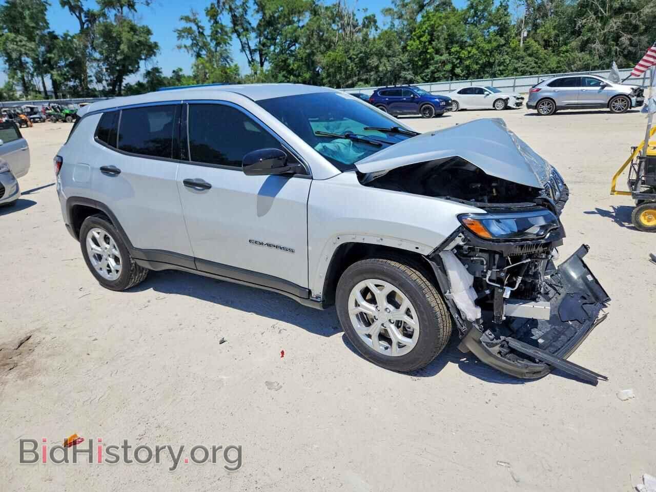 2024 JEEP COMPASS - VIN: 3C4NJDANXRT135099 - Фото 4