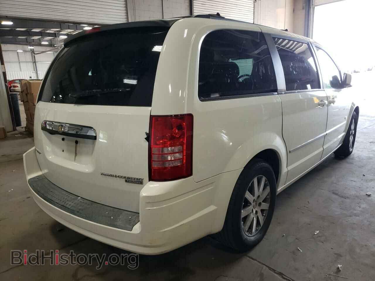 2009 CHRYSLER MINIVAN - VIN: 2A8HR54129R679497 - Фото 4
