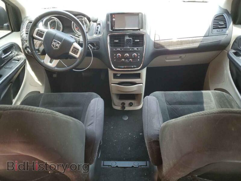 2017 Dodge CARAVAN (VIN 2C4RDGBGXHR550130) — photo 8 of 13