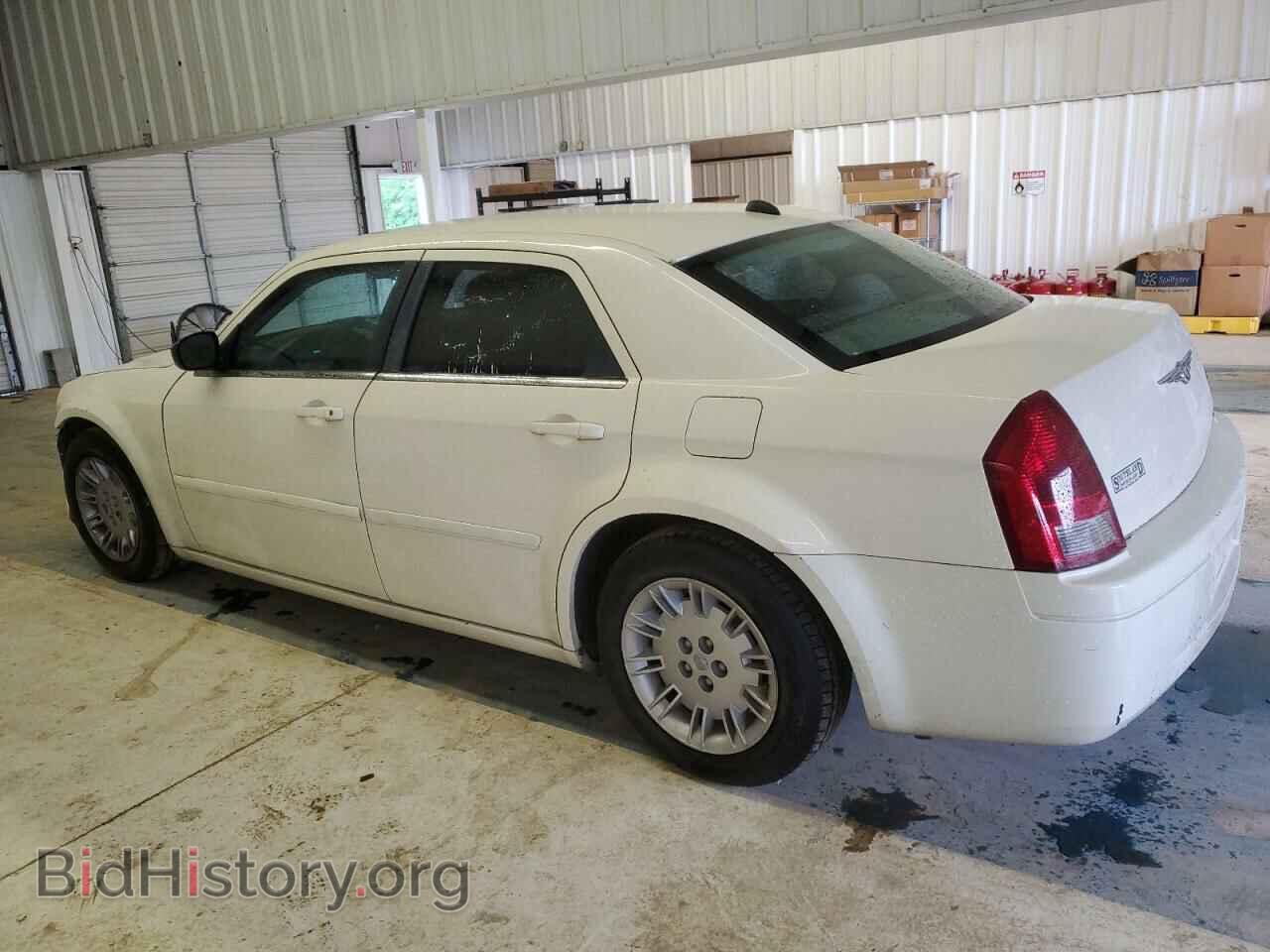 2005 CHRYSLER 300 - VIN: 2C3JA43R45H659743 - Фото 2