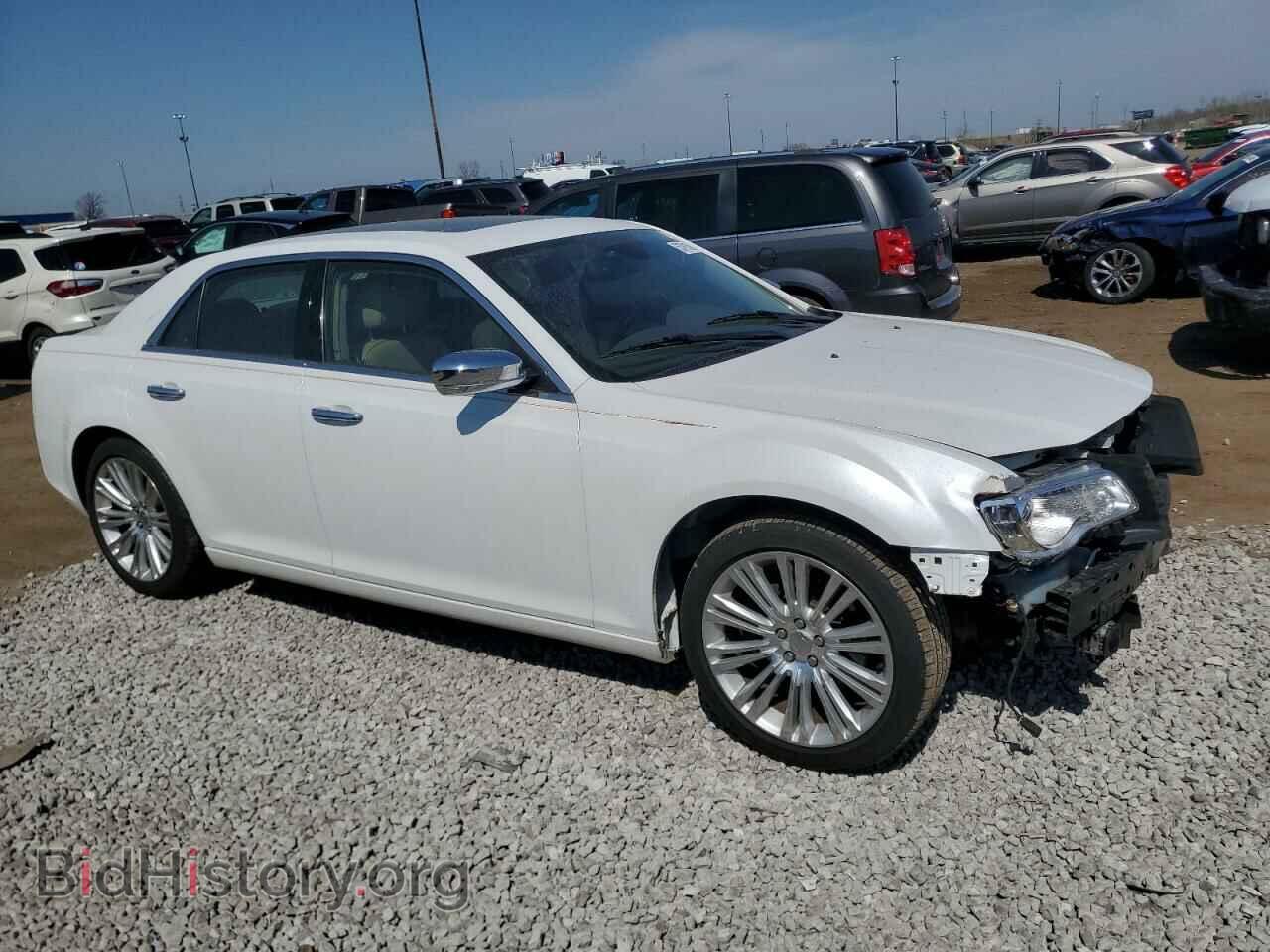 2011 CHRYSLER 300 - VIN: 2C3CA6CT8BH528570 - Фото 4