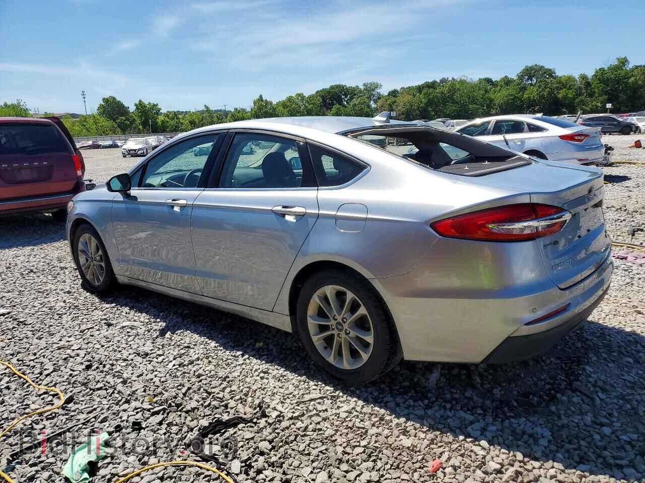 2020 FORD FUSION - VIN: 3FA6P0HD4LR184088 - Photo 2