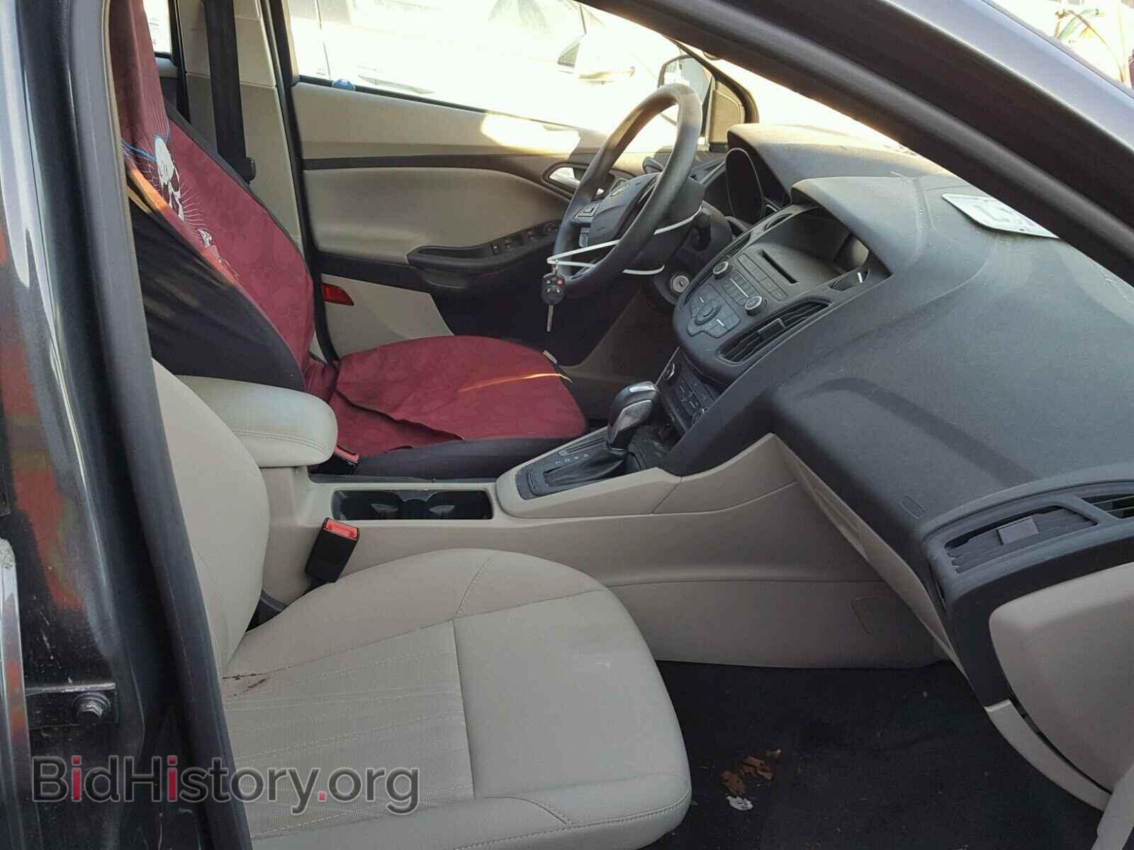 2016 FORD FOCUS - VIN: 1FADP3F22GL394428 - Photo 5