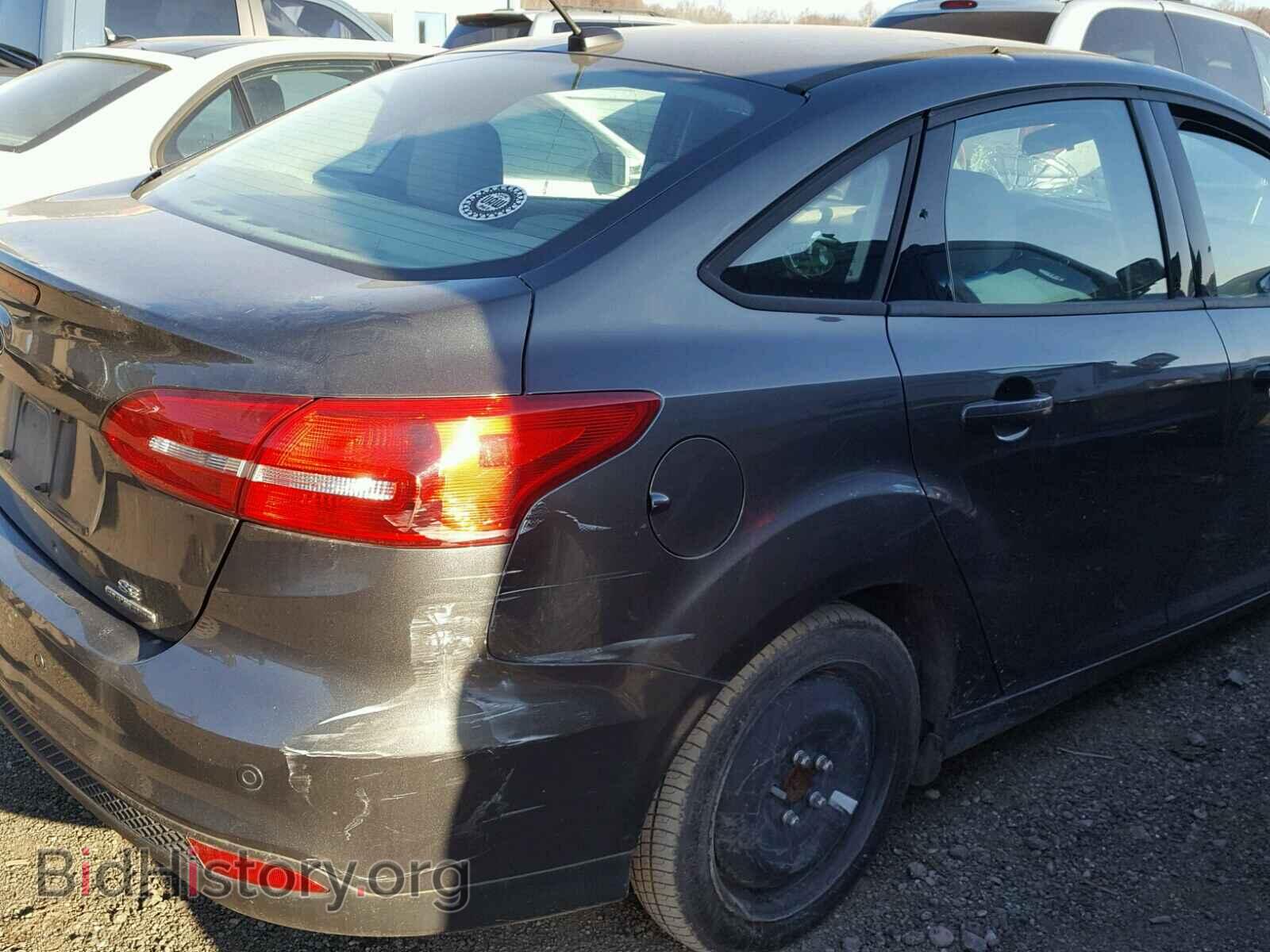 2016 FORD FOCUS - VIN: 1FADP3F22GL394428 - Photo 9