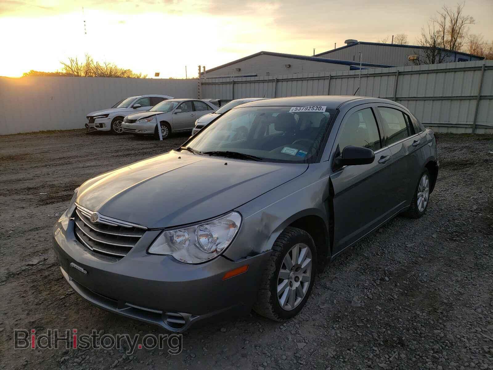 2010 CHRYSLER SEBRING - VIN: 1C3CC4FB3AN197159 - Фото 2