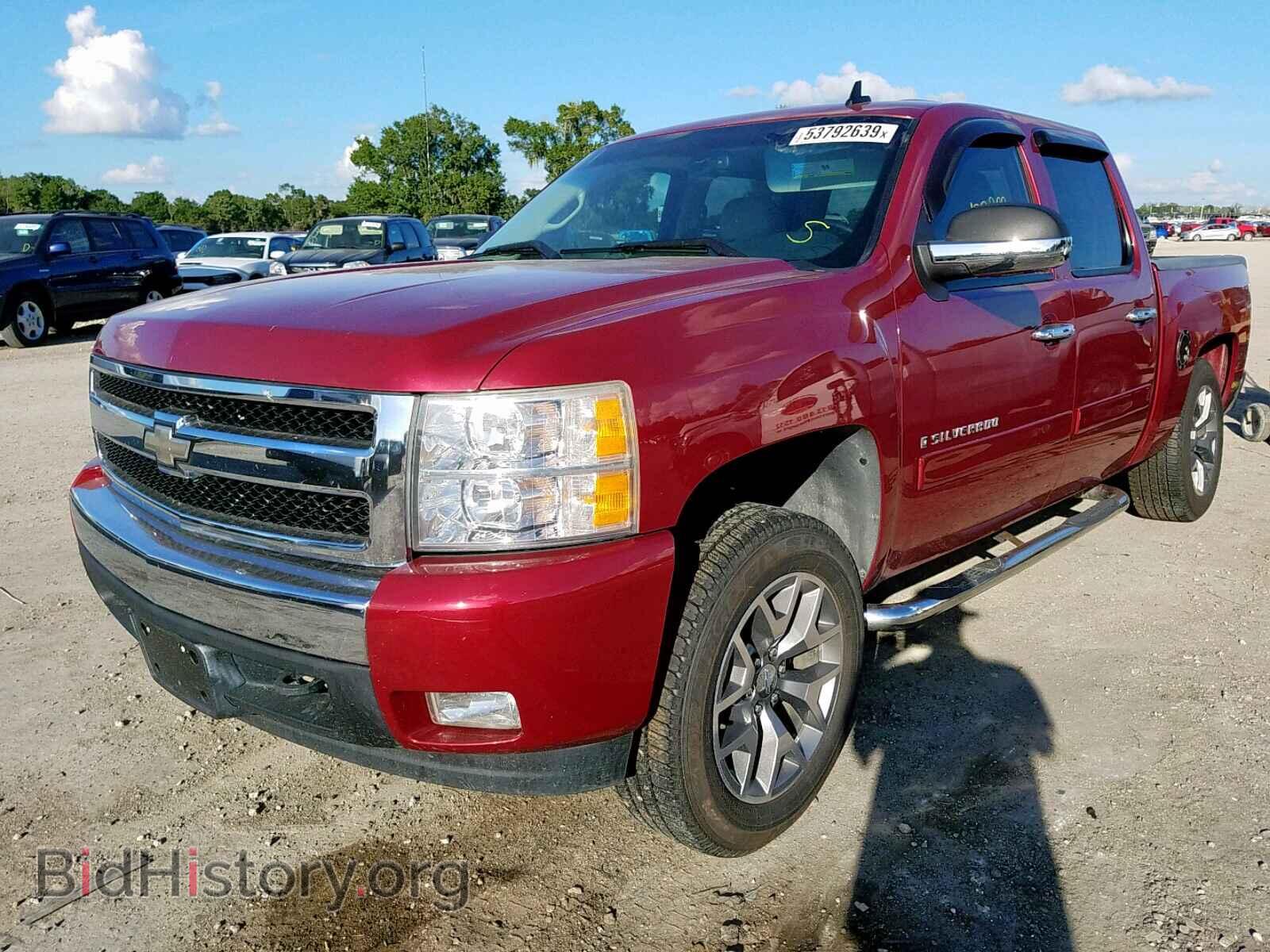 2007 CHEVROLET SILVERADO - VIN: 2GCEC13J171570174 - Фото 2