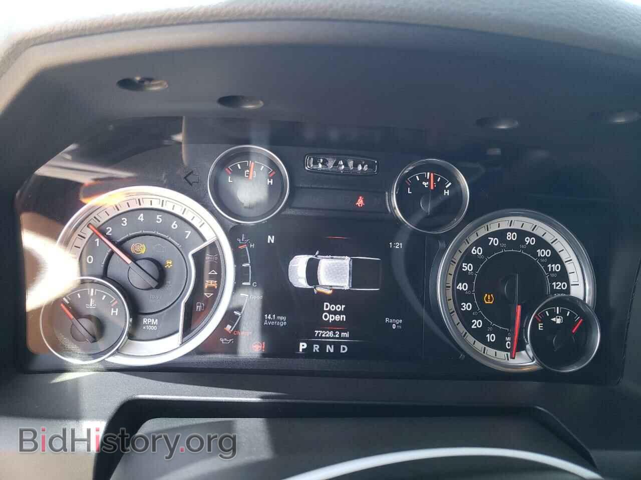 2016 RAM 1500 - VIN: 3C6RR6LT3GG321792 - Фото 9
