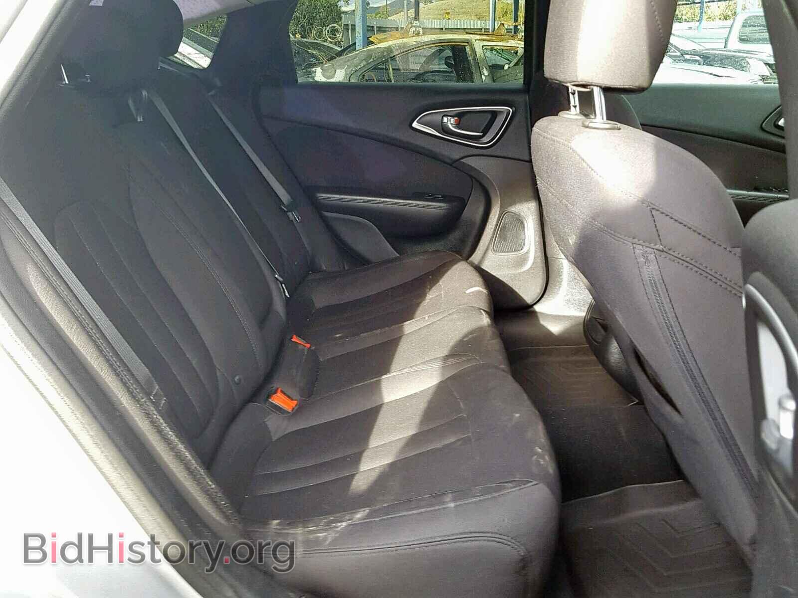 2015 CHRYSLER 200 - VIN: 1C3CCCAB7FN617076 - Photo 6