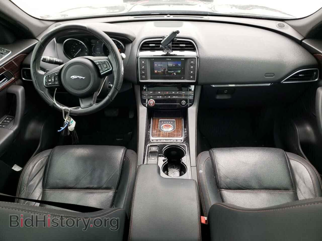 2017 JAGUAR F-PACE - VIN: SADCK2BN6HA089434 - Фото 8