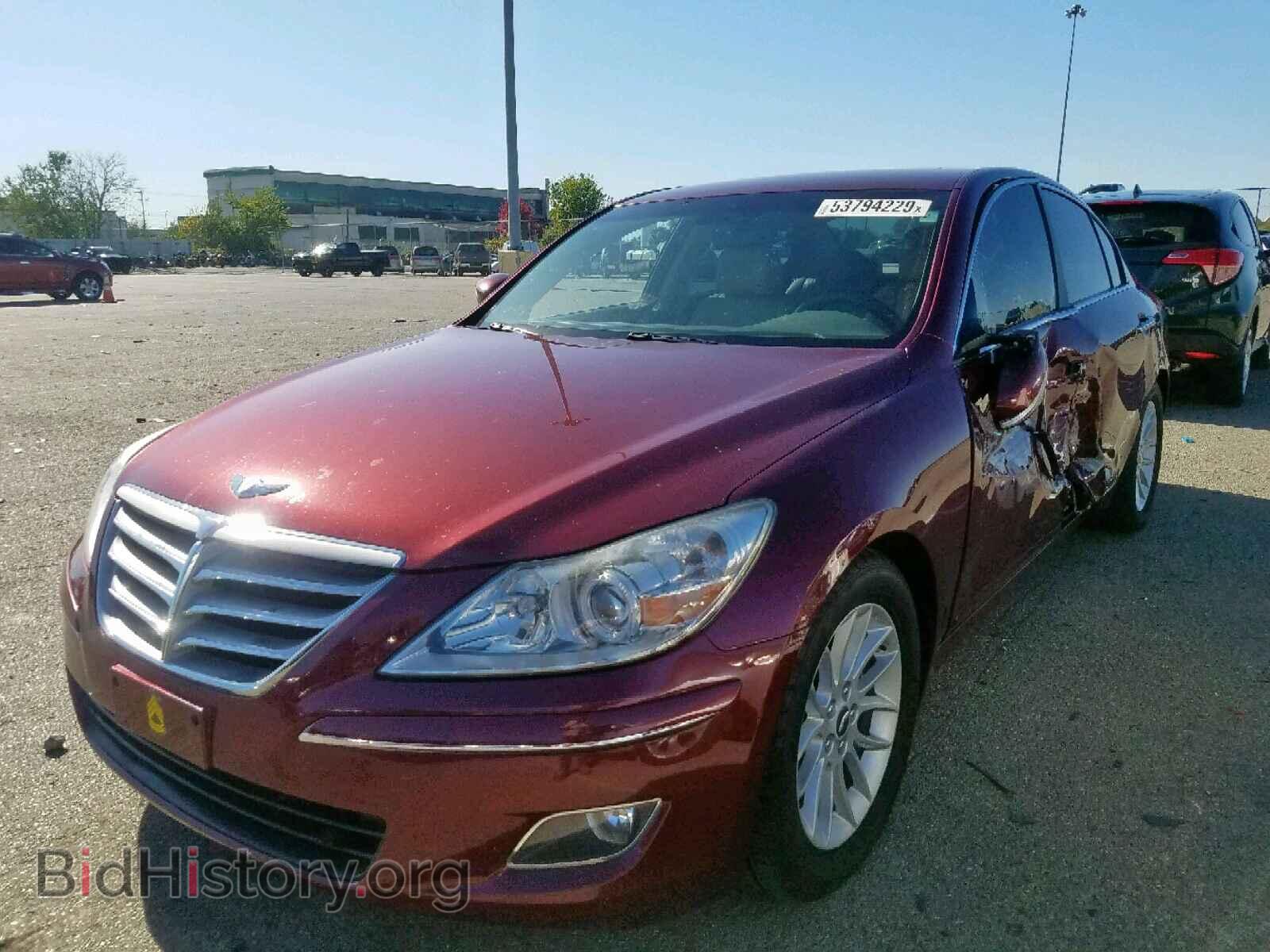 2011 HYUNDAI GENESIS - VIN: KMHGC4DE2BU117752 - Фото 2