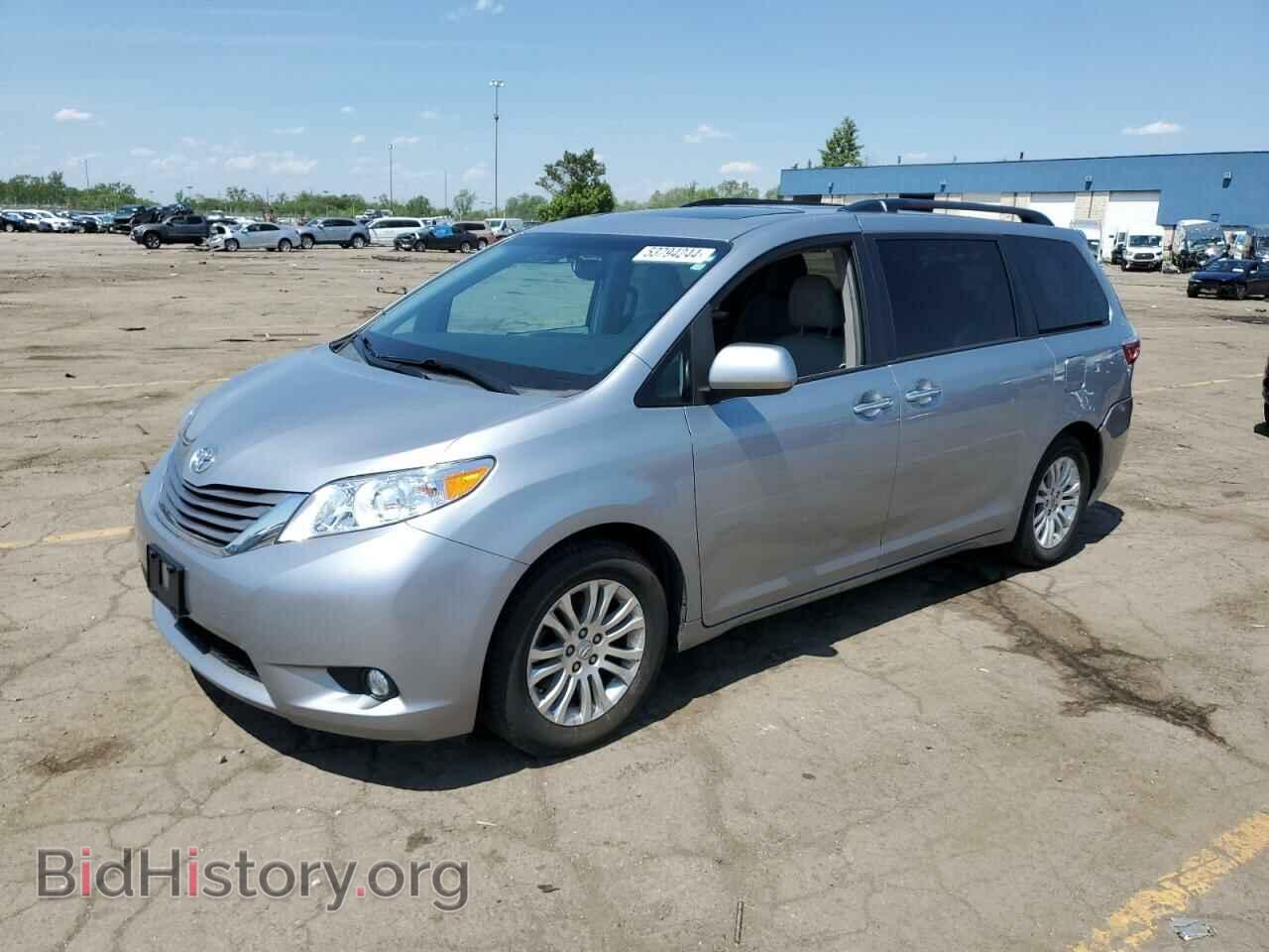 Photo 5TDYZ3DC0HS823681 - TOYOTA All Models 2017