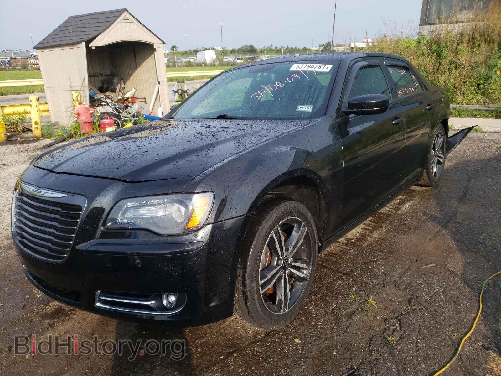 2014 CHRYSLER 300 - VIN: 2C3CCAGG7EH365831 - Фото 2