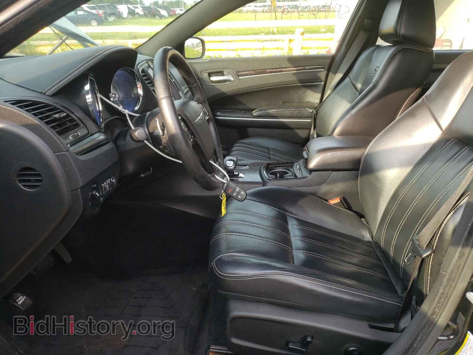 2014 CHRYSLER 300 - VIN: 2C3CCAGG7EH365831 - Фото 5