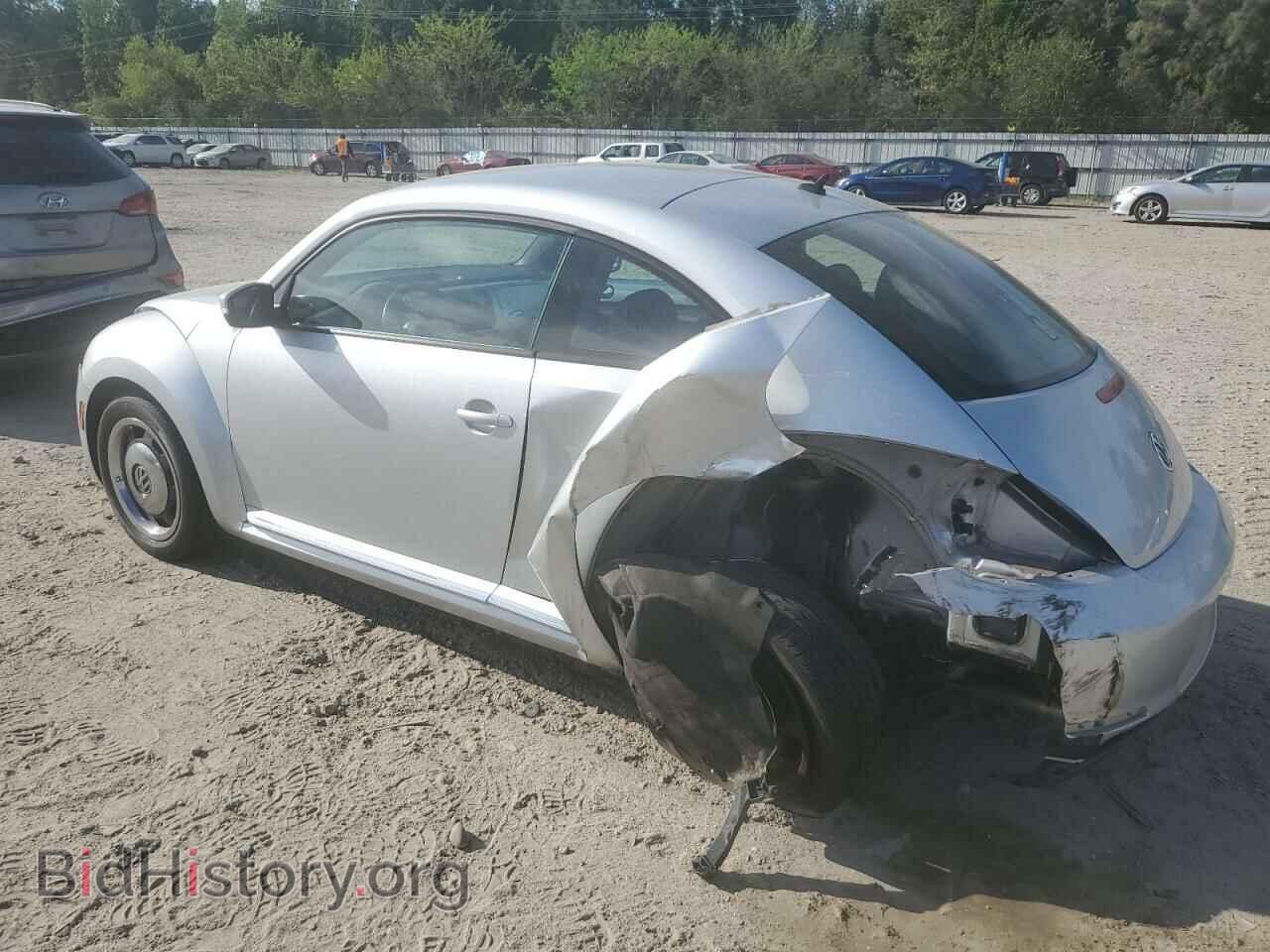 2012 VOLKSWAGEN BEETLE - VIN: 3VWJP7AT0CM628642 - Фото 2
