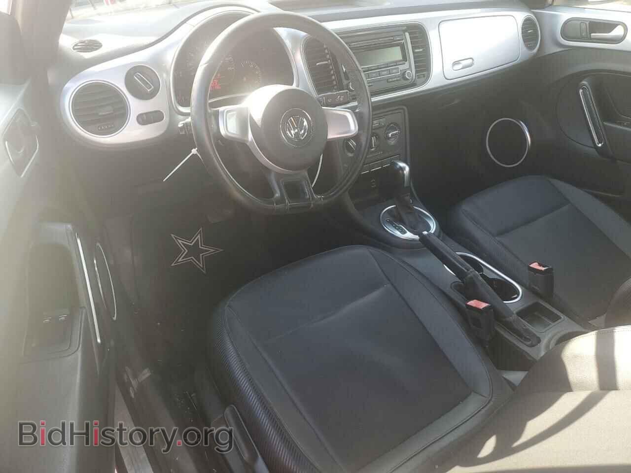 2012 VOLKSWAGEN BEETLE - VIN: 3VWJP7AT0CM628642 - Фото 8