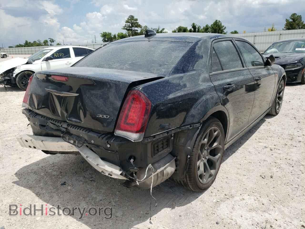 2016 CHRYSLER 300 - VIN: 2C3CCABG2GH324968 - Фото 4