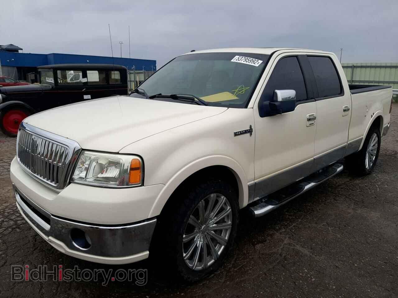 2008 LINCOLN MARK LT - VIN: 5LTPW18548FJ05939 - Фото 2