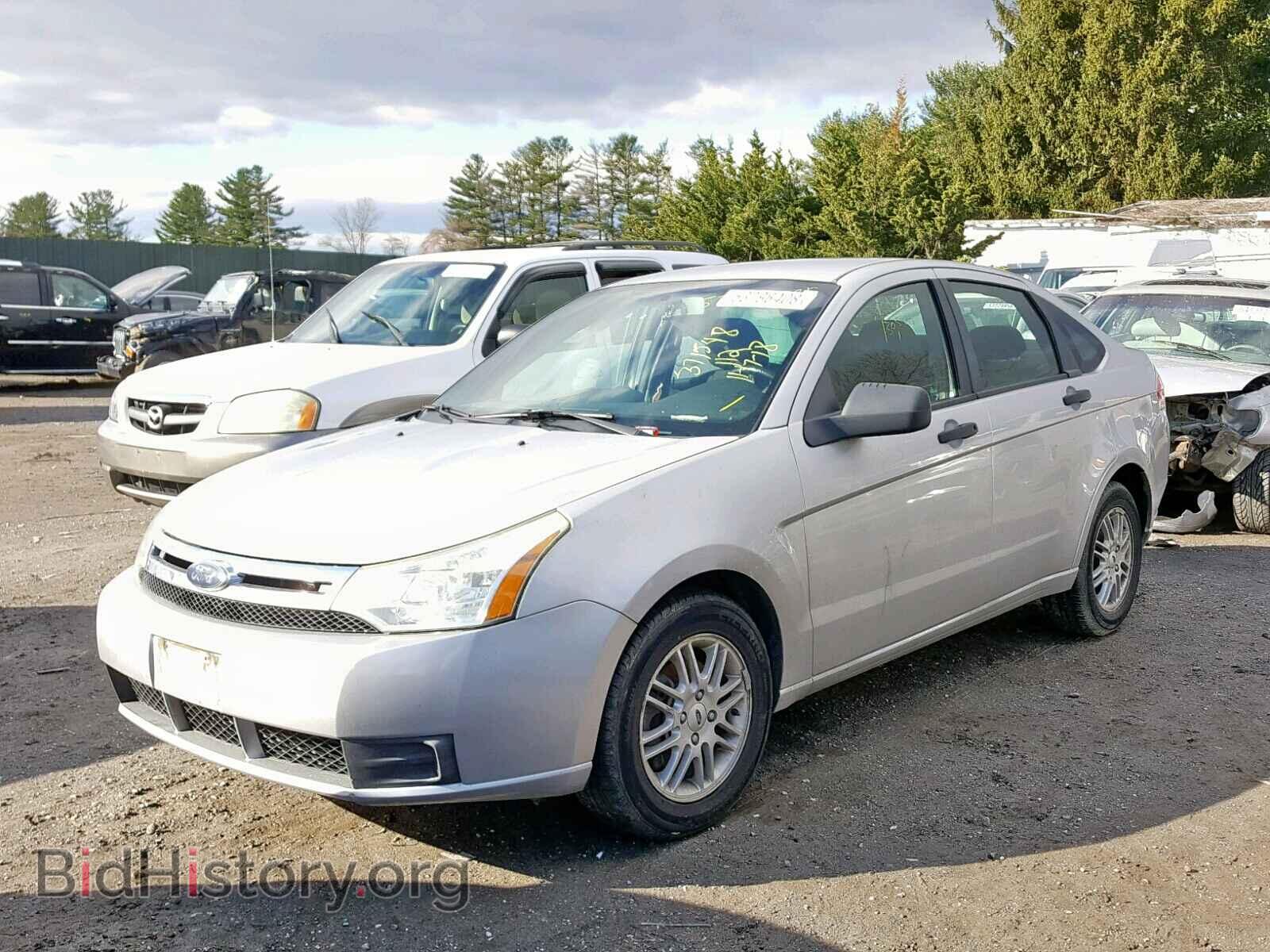 2009 FORD FOCUS - VIN: 1FAHP35N99W212481 - Фото 2