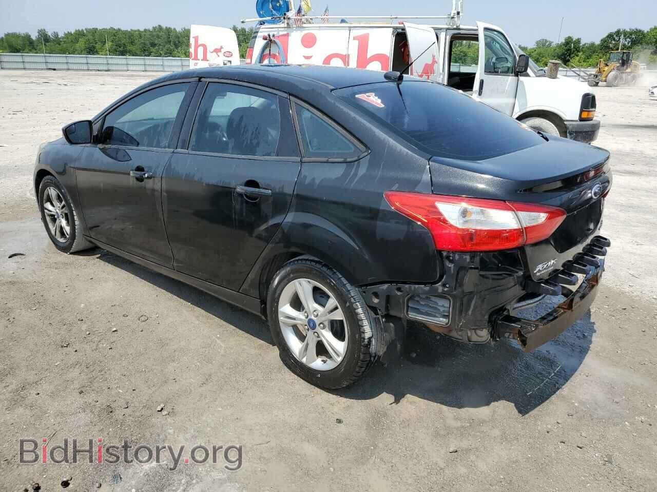 2014 FORD FOCUS - VIN: 1FADP3F27EL158077 - Photo 2