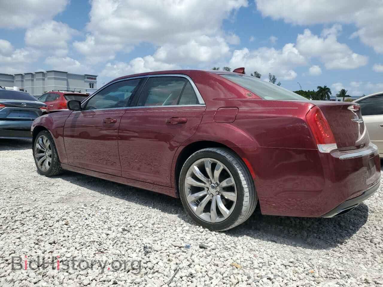2016 CHRYSLER 300 - VIN: 2C3CCAAG0GH334528 - Фото 2