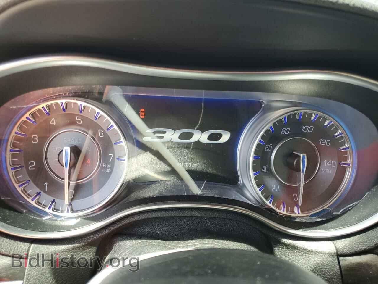2016 CHRYSLER 300 - VIN: 2C3CCAAG0GH334528 - Фото 9