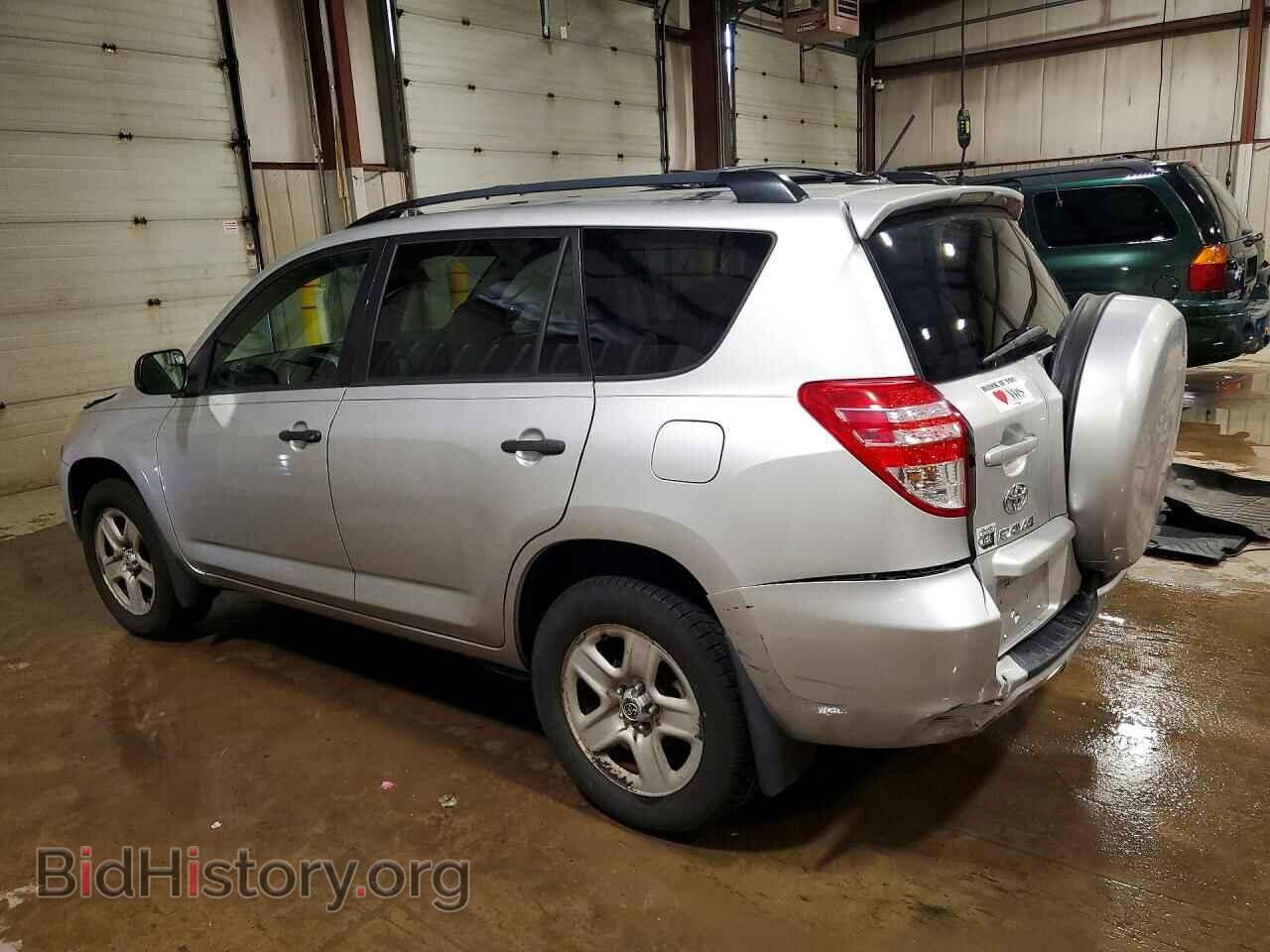 2011 TOYOTA RAV4 - VIN: 2T3BF4DV4BW151555 - Photo 2