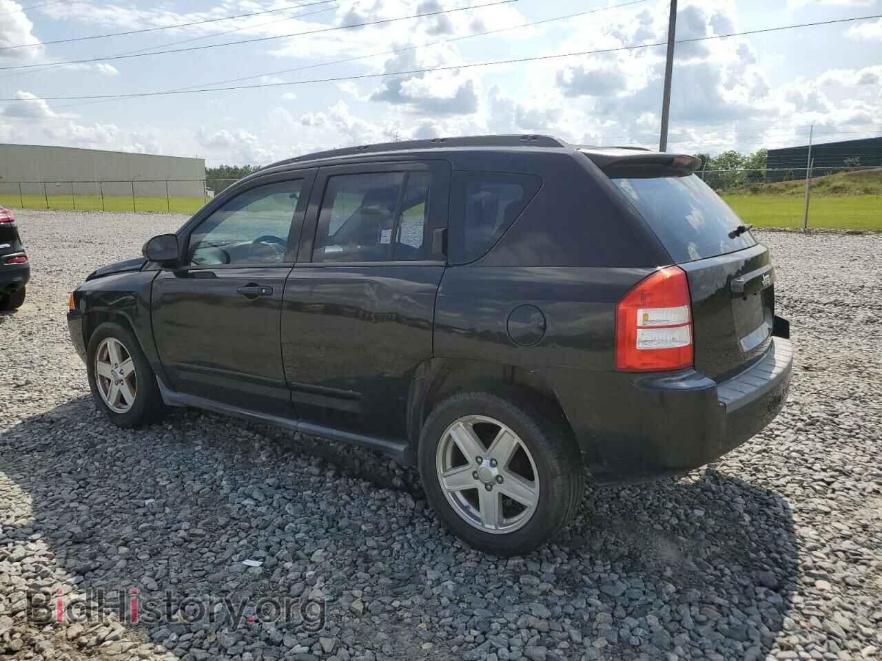 2010 JEEP COMPASS - VIN: 1J4NT4FB2AD558059 - Фото 2